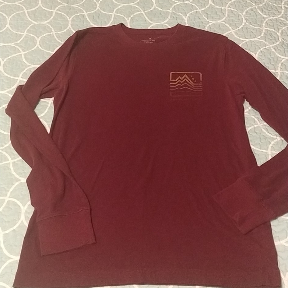American Eagle shirt